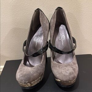 Jessica Simpson Gray and Black Mary Jane Heels EUC